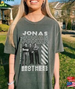 Jonas Brothers Graphic Comfort Color Shirt Five Albums One Night Tour 2023 Hoodie T-Shirt