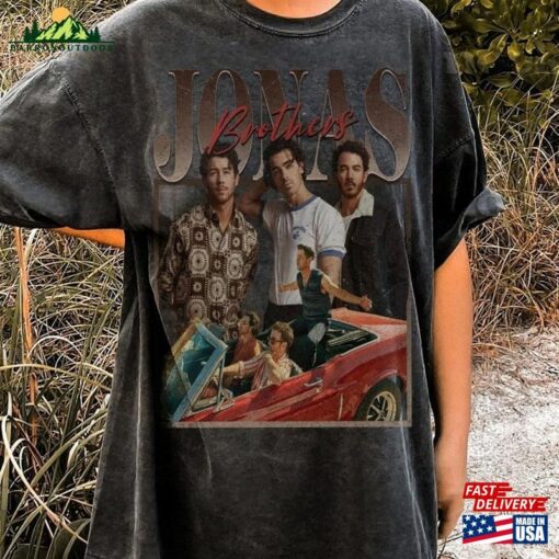 Jonas Brothers Shirt Vintage 90S Five Albums One Night Tour Sweatshirt Unisex
