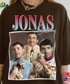 Jonas Brothers Shirt Vintage Five Albums One Night Tour Tee Concert 2023 Retro Gift Sweatshirt Hoodie