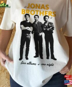 Jonas Brothers Tour 2023 Tshirt Shirt Fan Merch Sweatshirt Unisex