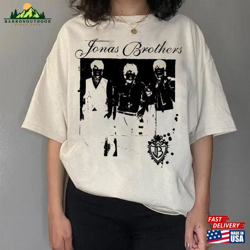 Jonas Brothers Vintage Shirt 90S Band Tee Retro Music Fan Gift Hoodie T-Shirt Jonas Brothers Vintage Shirt 90S Band Tee Retro Music Fan Gift Hoodie T-Shirt