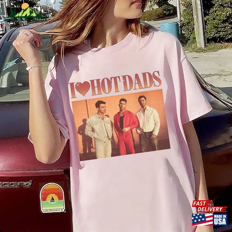 Jonas Brothers Vintage Shirt Five Albums One Night Tour 2023 Unisex Hoodie Jonas Brothers Vintage Shirt Five Albums One Night Tour 2023 Unisex Hoodie