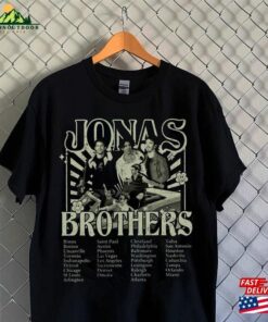 Jonas Brothers Vintage Shirt Tour Concert 2023 Retro Unisex Gift T-Shirt Sweatshirt