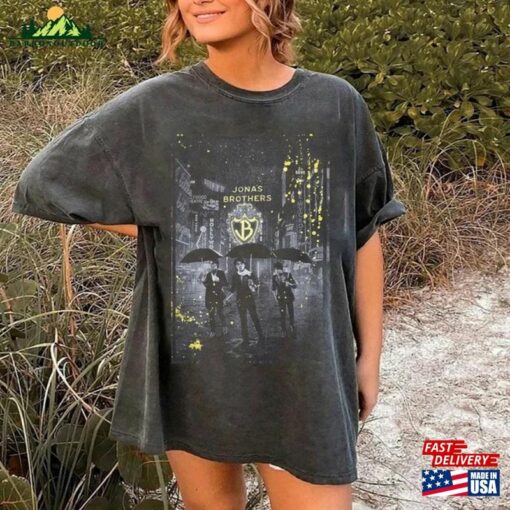 Jonas Brothers Vintage T-Shirt 90’S Tee Classic Hoodie