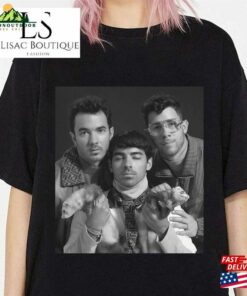Jonas Brothers Vintage T-Shirt Five Albums One Night Tour Shirt 2023 Merch Hoodie Classic