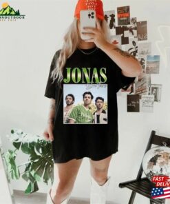 Jonas Brothers Vintage T-Shirt Five Albums One Night Tour Shirt 2023 Sweatshirt Unisex