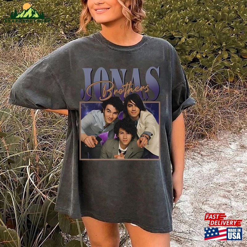 Jonas Brothers Vintage T-Shirt Five Albums One Night Tour Shirt 2023 Unisex Jonas Brothers Vintage T-Shirt Five Albums One Night Tour Shirt 2023 Unisex