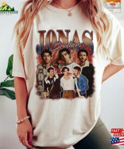 Jonas Brothers Vintage T-Shirt Five Albums One Night Tour Shirt Classic Sweatshirt