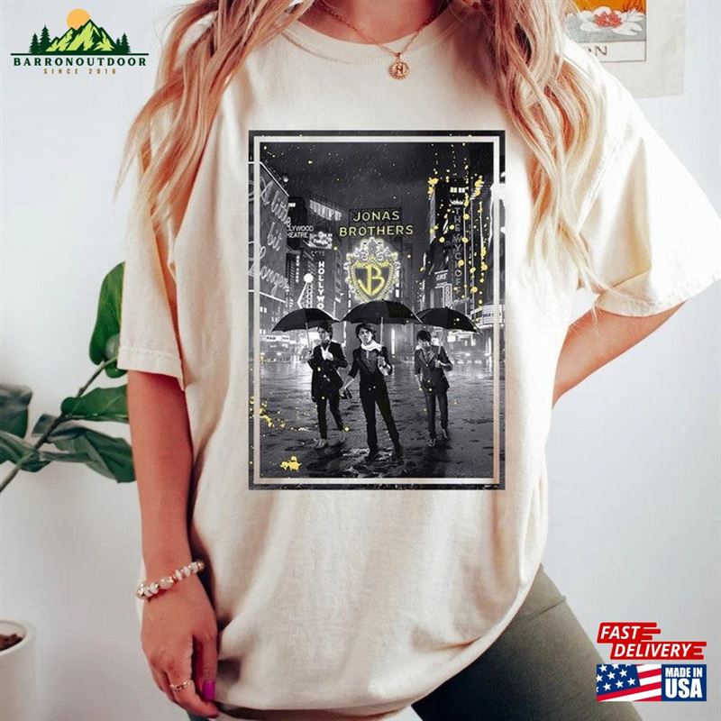 Jonas Brothers Vintage T-Shirt Five Albums One Night Tour Shirt Sweatshirt Classic Jonas Brothers Vintage T-Shirt Five Albums One Night Tour Shirt Sweatshirt Classic
