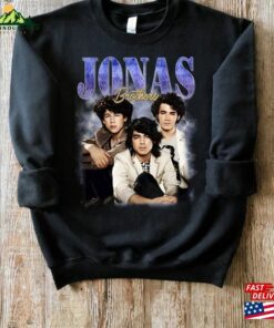 Jonas Brothers Vintage Tee Concert 2023 Retro Unisex Gift 90 Sweatshirt