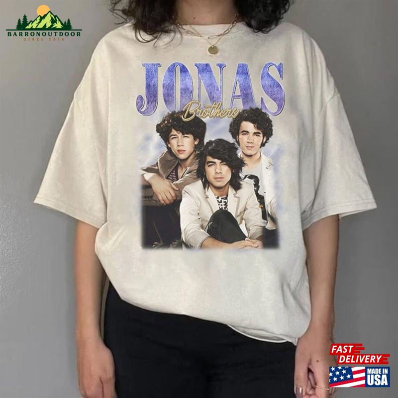 Jonas Brothers Vintage Tee Concert 2023 Retro Unisex Gift 90 Sweatshirt Classic Jonas Brothers Vintage Tee Concert 2023 Retro Unisex Gift 90 Sweatshirt Classic