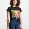 Julia Garner Retro Pop Art Portrait Classic T-Shirt Unisex Hoodie