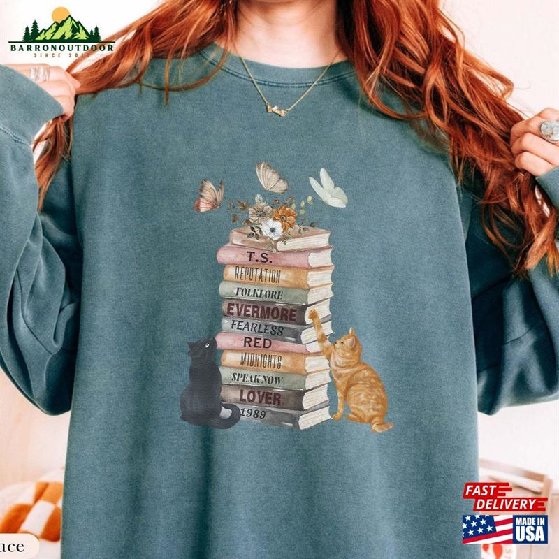 Karma Is A Cat Comfort Colors® Sweatshirt Albums As Books Trendy Aesthetic For Book Lovers T-Shirt Hoodie Karma Is A Cat Comfort Colors® Sweatshirt Albums As Books Trendy Aesthetic For Book Lovers T-Shirt Hoodie