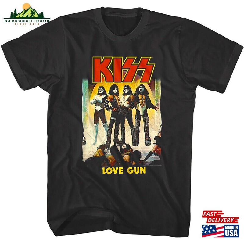 Kiss Love Gun Album Cover T-Shirt Hoodie Classic Kiss Love Gun Album Cover T-Shirt Hoodie Classic
