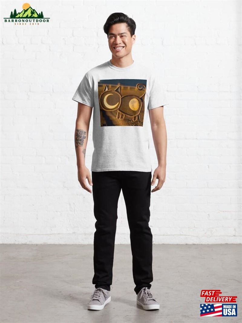 Kittens Everywhere Classic T-Shirt Sweatshirt Kittens Everywhere Classic T-Shirt Sweatshirt