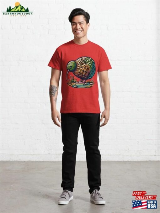 Kiwi Encounter Classic T-Shirt Unisex