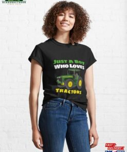 Kopie Von Just A Boy Who Loves Tractors T-Shirt Sweatshirt