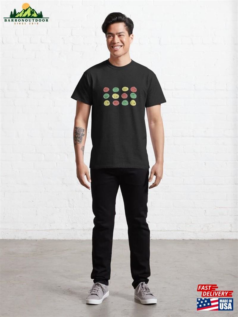 Kurisimasu Mochi Classic T-Shirt Unisex Kurisimasu Mochi Classic T-Shirt Unisex