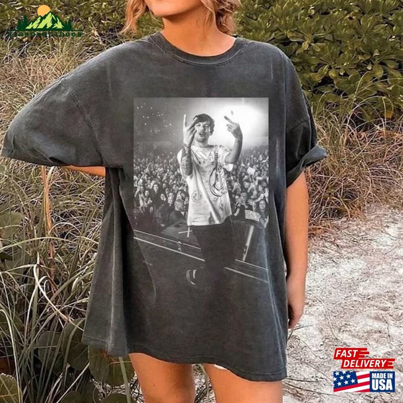 L T Singer Vintage T-Shirt Faith In The Future Album Style Shirt For Man Women Unisex Sweatshirt L T Singer Vintage T-Shirt Faith In The Future Album Style Shirt For Man Women Unisex Sweatshirt