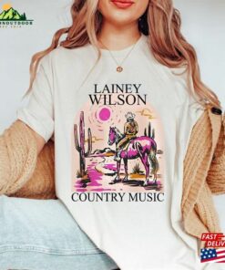 Lainey Wilson Country Music T-Shirt World Tour 2023 Shirt Cowgirl Unisex Classic