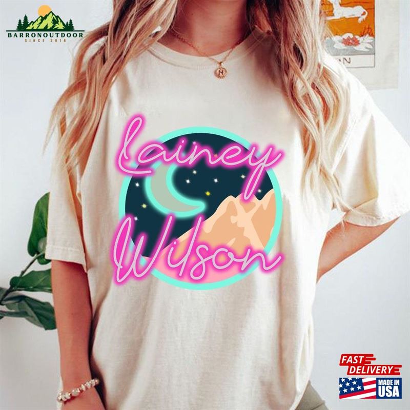 Lainey Wilson Cowboy Neon T-Shirt Retro Sweatshirt Country Music Shirt Unisex Lainey Wilson Cowboy Neon T-Shirt Retro Sweatshirt Country Music Shirt Unisex