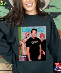 Limited 182 World Tour 2023 Shirt Vintage Blink Sweatshirt Retro T-Shirt Unisex