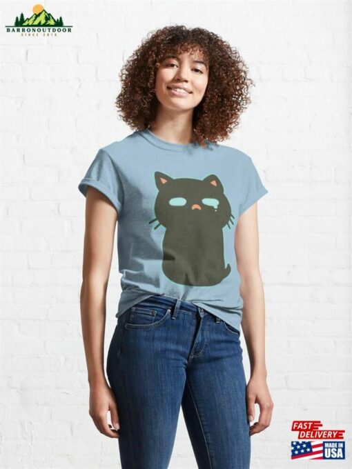 Little Crying Cat Sad Classic T-Shirt Sweatshirt Unisex