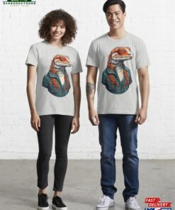 Lizard Wears An Elegant Suit Essential T-Shirt Unisex