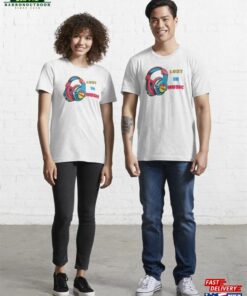 Lost In Music Essential T-Shirt Sweatshirt Classic