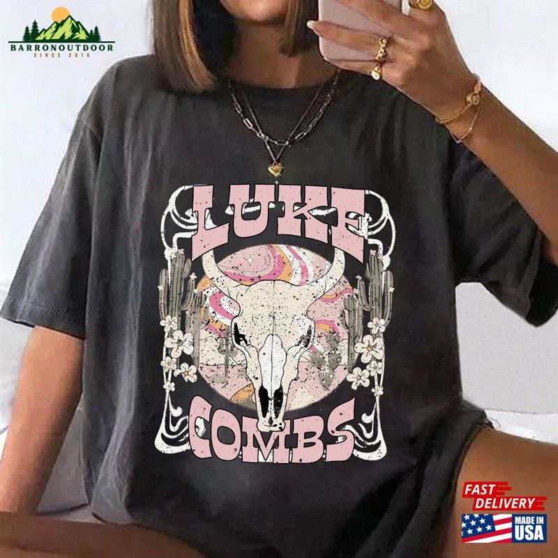 Luke Combs Bullhead T-Shirt Sweatshirt Cowboy Graphic Tee Classic Unisex Luke Combs Bullhead T-Shirt Sweatshirt Cowboy Graphic Tee Classic Unisex