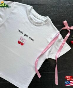 Madison Beer T-Shirt Hoodie Unisex