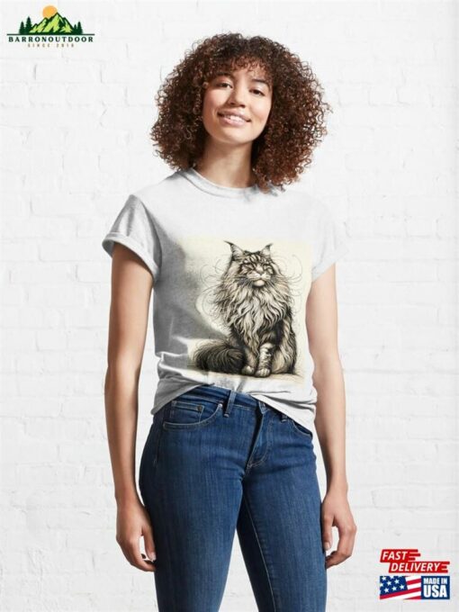 Majestic Fur Throne Regal Cat Classic T-Shirt Hoodie