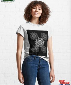 Mandala Pattern Classic T-Shirt