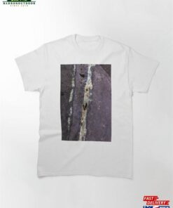 Marking On Slate Classic T-Shirt Unisex