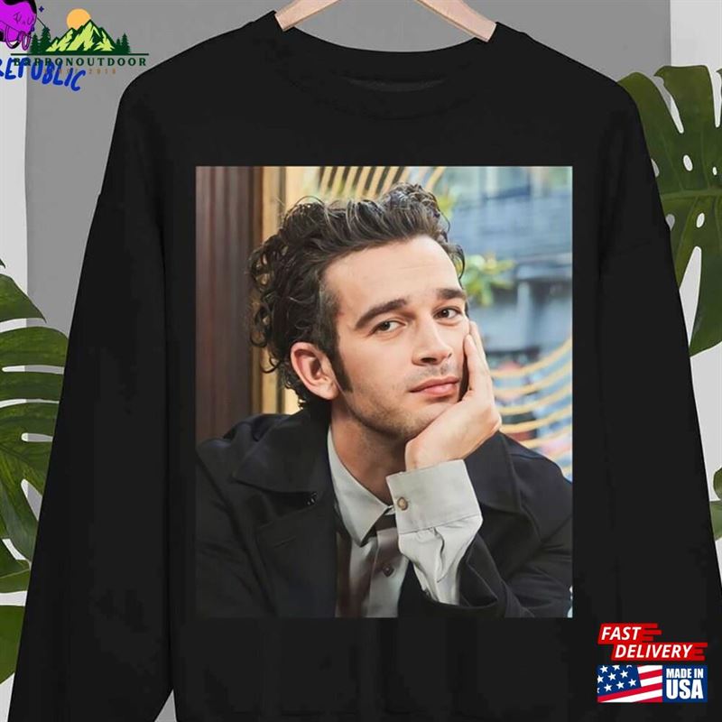 Matty Healy Fanart Unisex T-Shirt Retro 90'S Fans Gift Classic Matty Healy Fanart Unisex T-Shirt Retro 90'S Fans Gift Classic