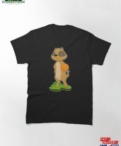Meerkat Basketball Player Classic T-Shirt Hoodie