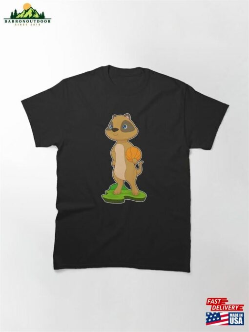 Meerkat Basketball Player Classic T-Shirt Hoodie