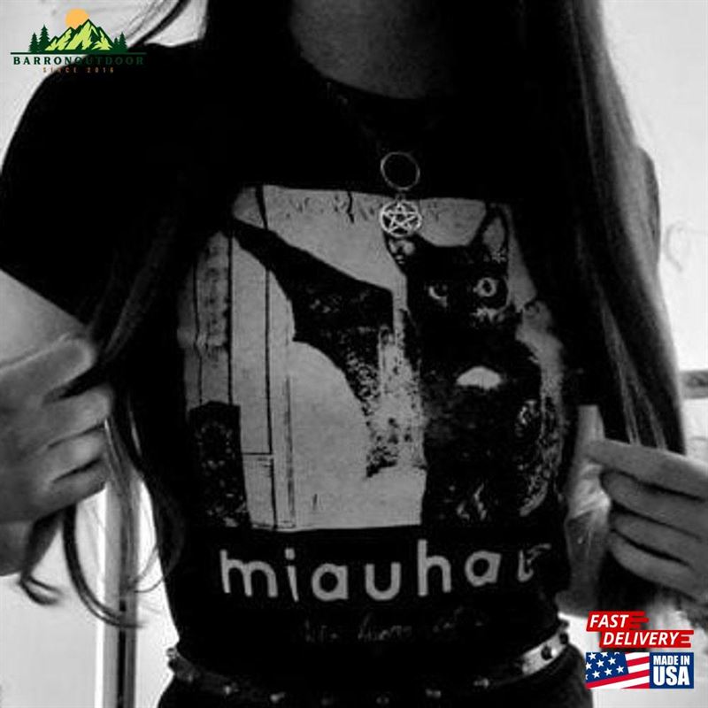 Miauhaus Bela Lugosi's Cat T-Shirt Goth Darkwave The Cure Hoodie Classic Miauhaus Bela Lugosi's Cat T-Shirt Goth Darkwave The Cure Hoodie Classic
