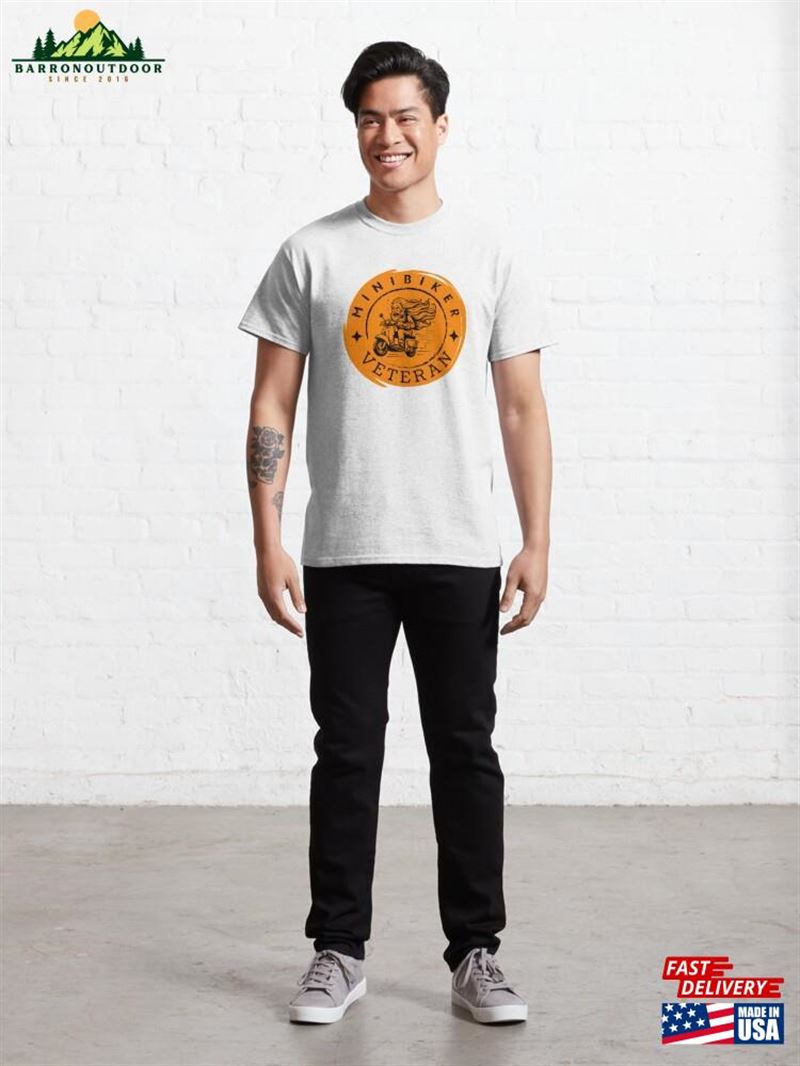 Minibiker Veteran Yellow Antianeira Classic T-Shirt Unisex Minibiker Veteran Yellow Antianeira Classic T-Shirt Unisex