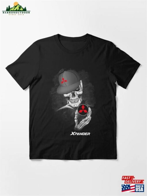 Mitsubishi Xpander Essential T-Shirt Hoodie