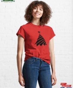 Modern Geometric Christmas Tree On Red Classic T-Shirt Hoodie