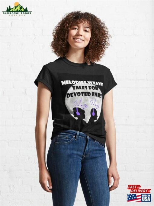 Moonlight’s Duet Beneath The Moon Classic T-Shirt Unisex Sweatshirt