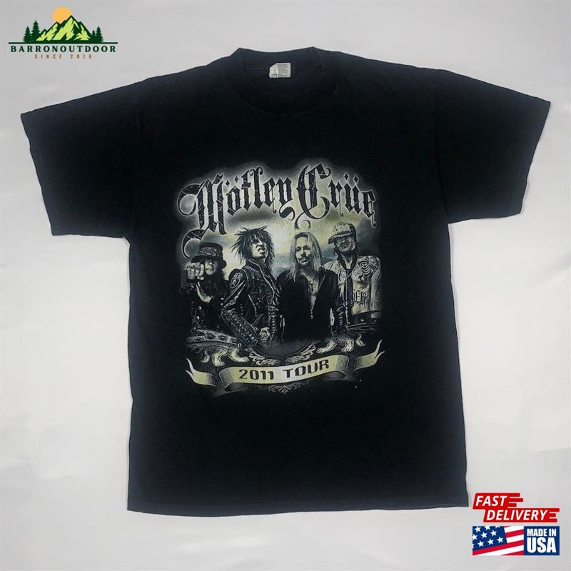 Motley Crew Concert T-Shirt Classic Sweatshirt Motley Crew Concert T-Shirt Classic Sweatshirt
