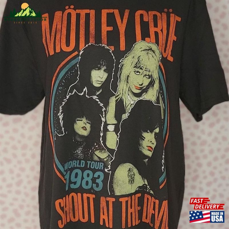 Motley Crue Shout At The Devil World Tour'83 Vintage Style Tee In Men's Size Gildan Softstyle Concert By Rock Off T-Shirt Unisex Motley Crue Shout At The Devil World Tour'83 Vintage Style Tee In Men's Size Gildan Softstyle Concert By Rock Off T-Shirt Unisex