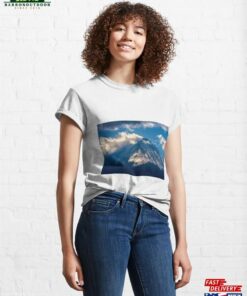 Mount Fuji Trip Classic T-Shirt Unisex