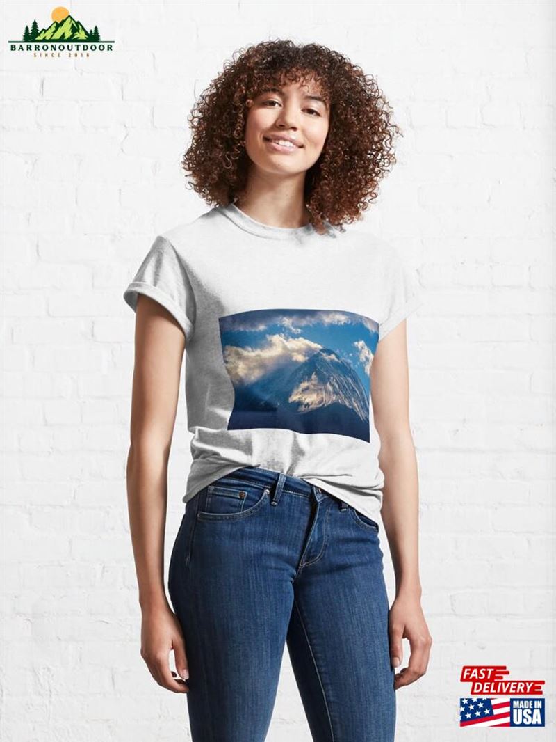 Mount Fuji Trip Classic T-Shirt Unisex Mount Fuji Trip Classic T-Shirt Unisex