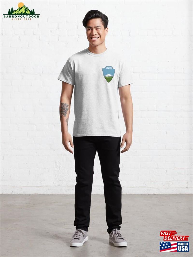 Mount Rainier National Park Classic T-Shirt Hoodie Mount Rainier National Park Classic T-Shirt Hoodie