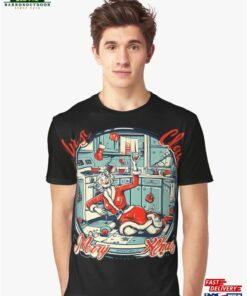 Mrs Claus Merry Xmas Kitchen Floor Drunk Graphic T-Shirt Classic Sweatshirt