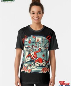 Mrs Claus Merry Xmas Kitchen Floor Drunk Graphic T-Shirt Classic Sweatshirt
