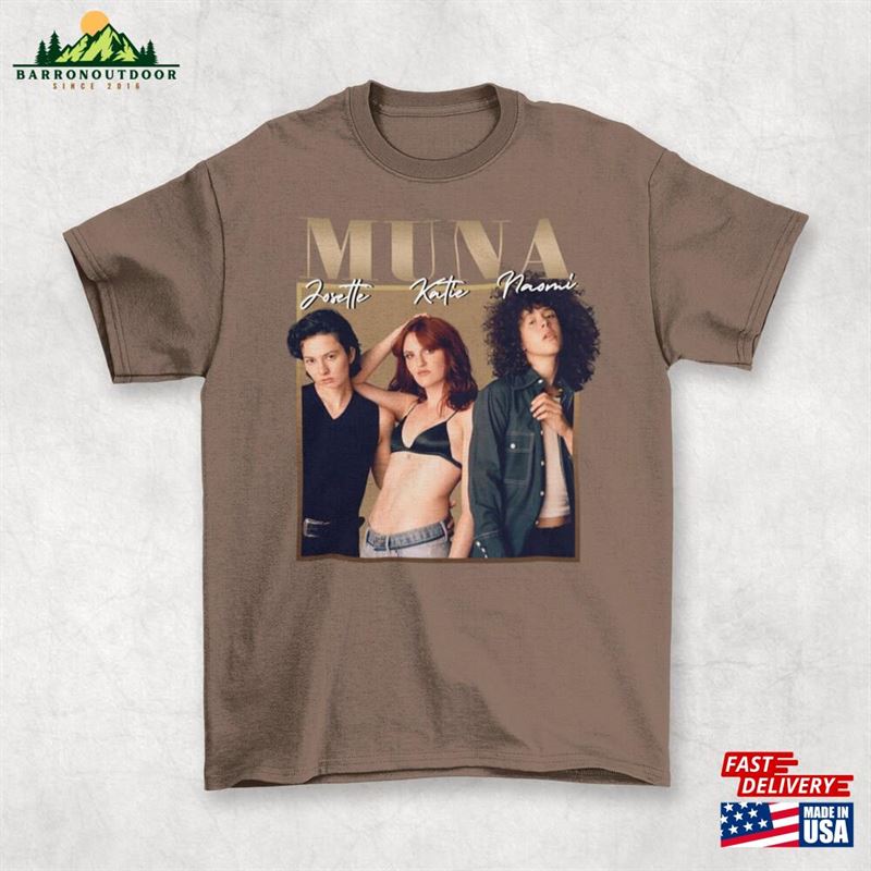 Muna – Unisex T-Shirt Classic Sweatshirt Muna – Unisex T-Shirt Classic Sweatshirt